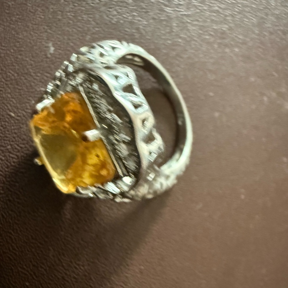 Elegant Silver and Gold Ring